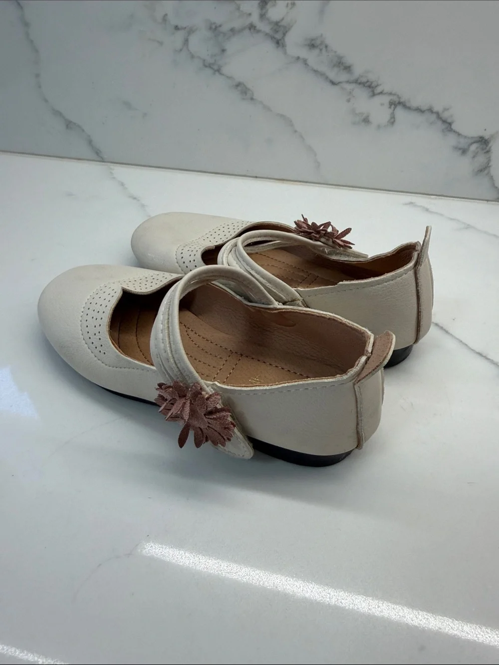 Girls Cream Mary Jane Dress Shoes with Flower Accent